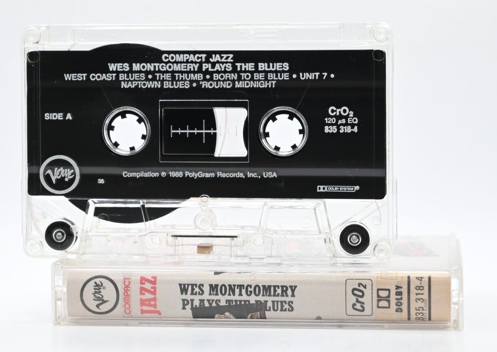 Wes Montgomery &lrm;&ndash; Wes Montgomery Plays The Blues 4_2232 фото