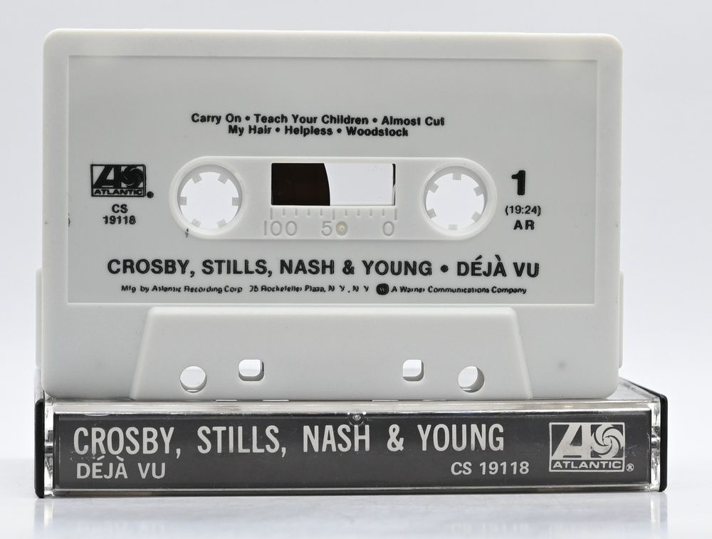 Crosby, Stills, Nash & Young &ndash; D&eacute;j&agrave; Vu A4_17912 фото