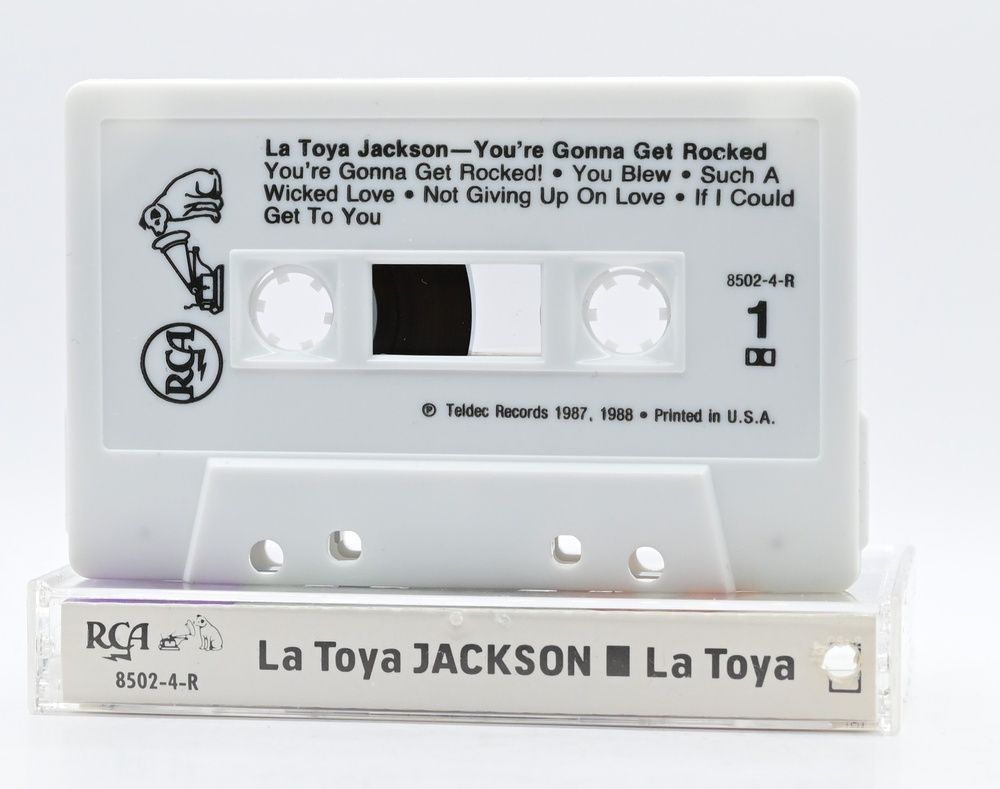 La Toya Jackson &ndash; La Toya 3_2788 фото