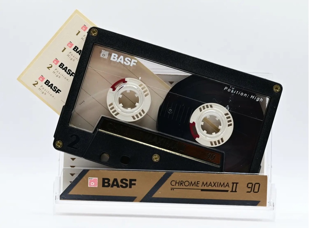 Аудіокасета BASF Chrome MAXIMA II 90 (1989-90) mT032 фото