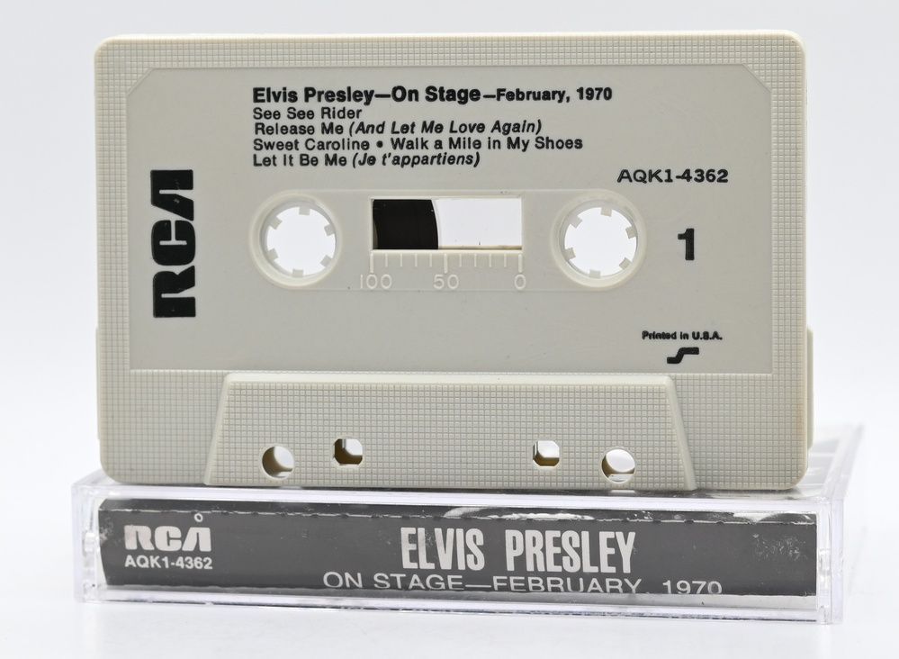Elvis Presley &ndash; On Stage - February, 1970 EP3-111 фото
