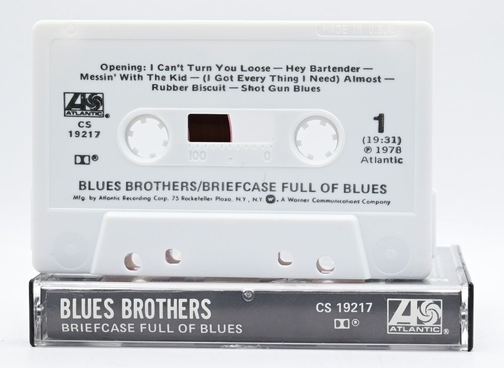 Blues Brothers &lrm;&ndash; Briefcase Full Of Blues 4_2546 фото