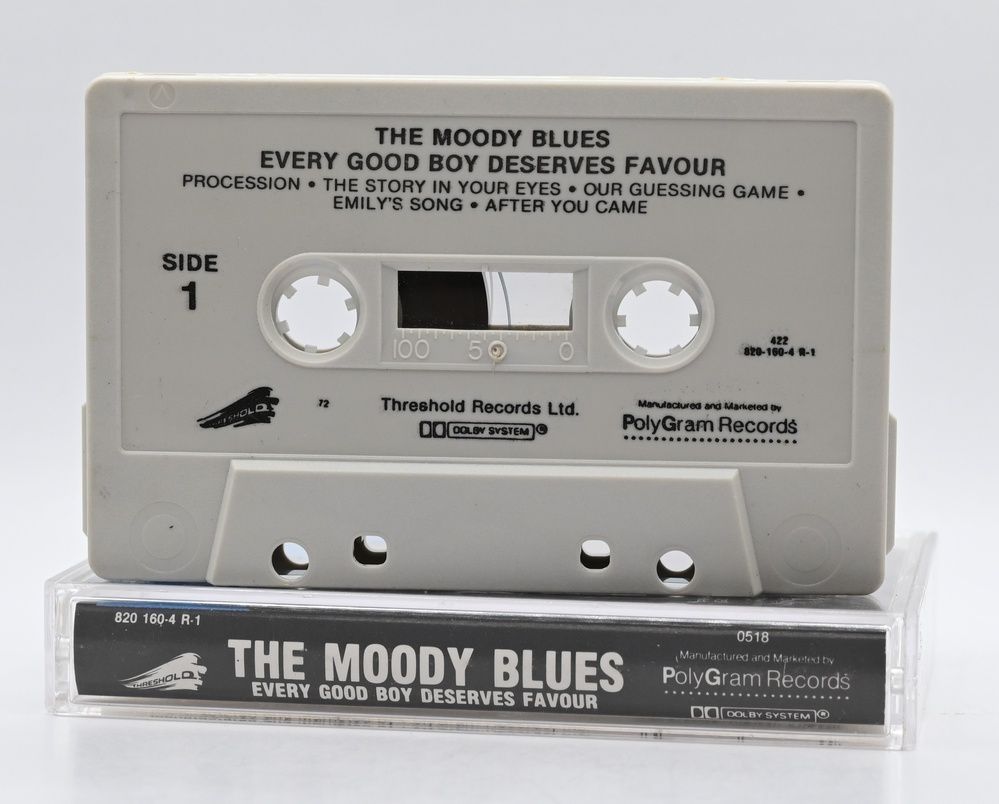 The Moody Blues &ndash; Every Good Boy Deserves Favour  S2_2418 фото