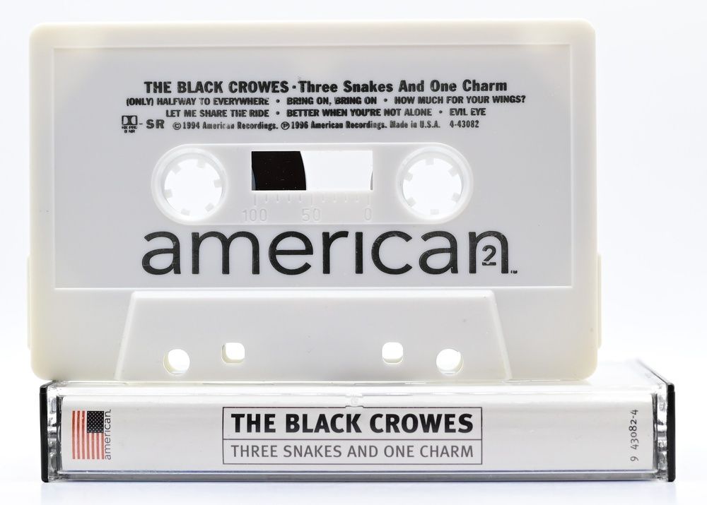 The Black Crowes &ndash; Three Snakes And One Charm T113_17977 фото