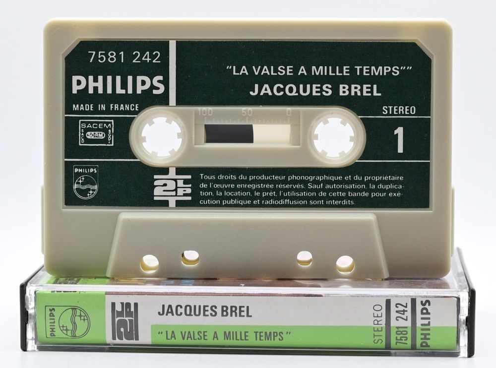 Jacques Brel &ndash; La Valse A Mille Temps T113_1547 фото