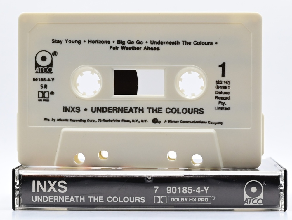 INXS – Underneath The Colours T113_1360 фото