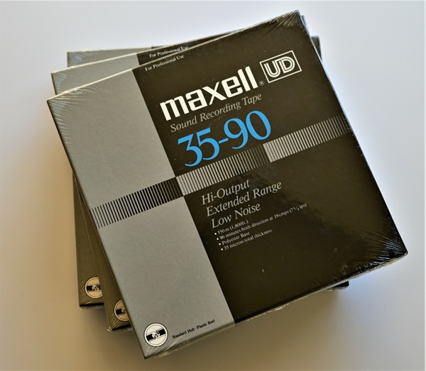 Магнітна стрічка Maxell UD 35-90 T040_reel фото