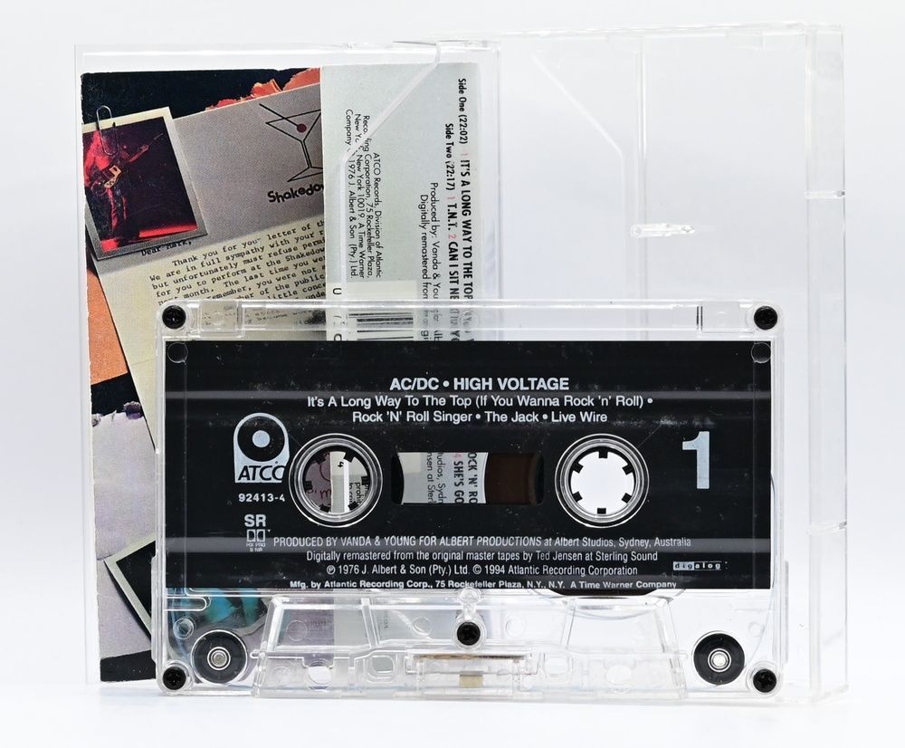 Tapestore: AC/DC – High Voltage